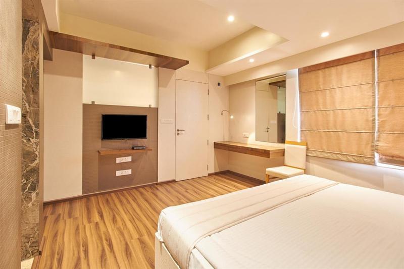 Tarawade Clarks Inn Pune Exterior photo