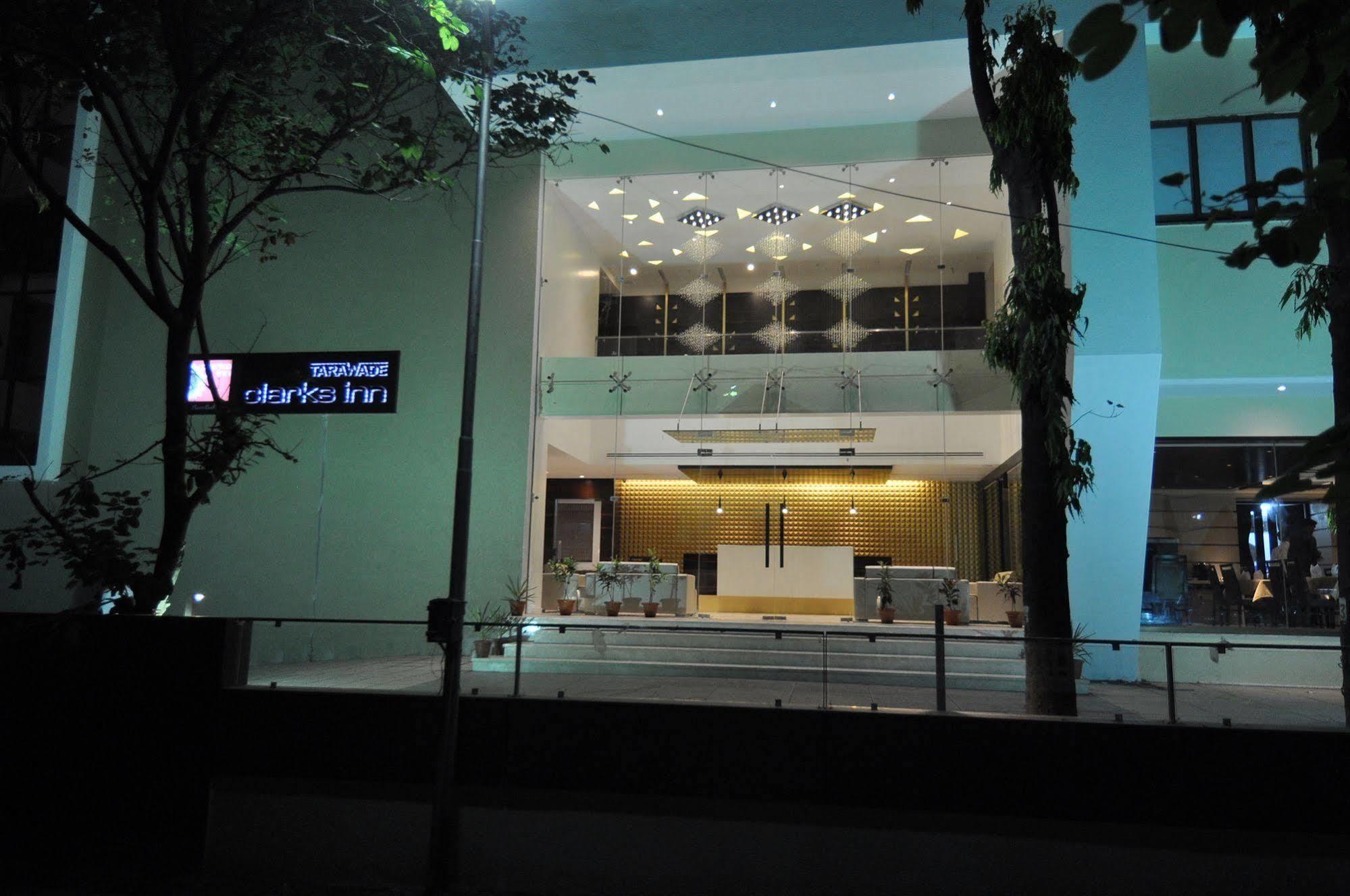 Tarawade Clarks Inn Pune Exterior photo